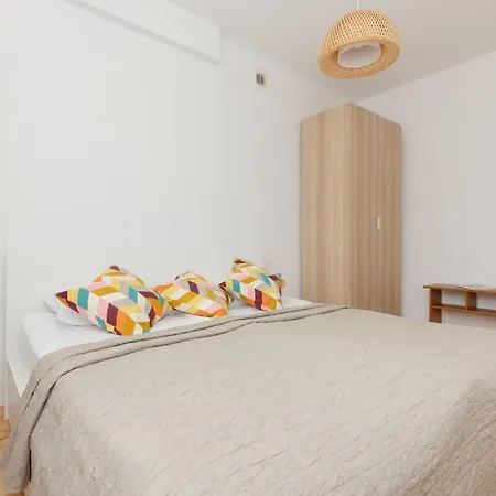 One-bedroom Capital By Renters Варшава